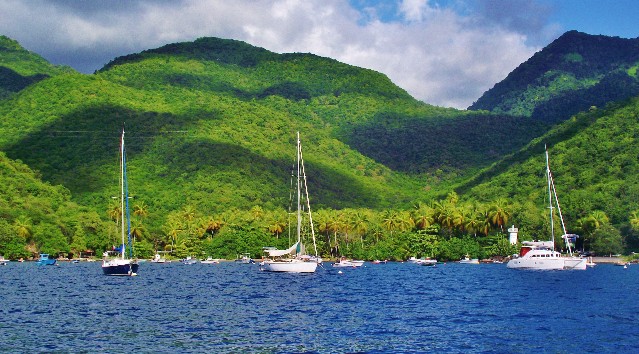 location bateau moteur départ basse terre